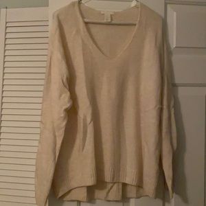 V neck sweater